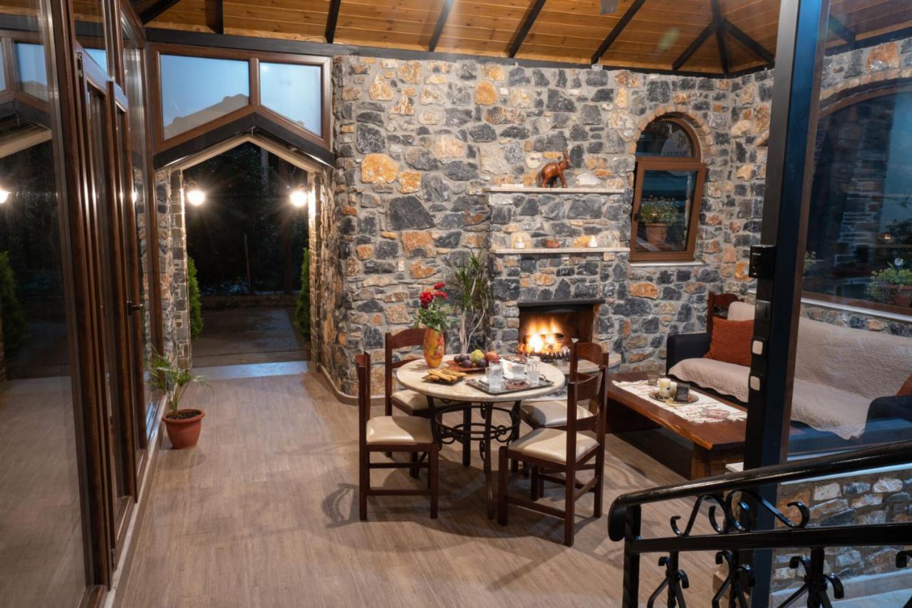 Ξενώνας Μαίανδρος Aridaía Exterior foto